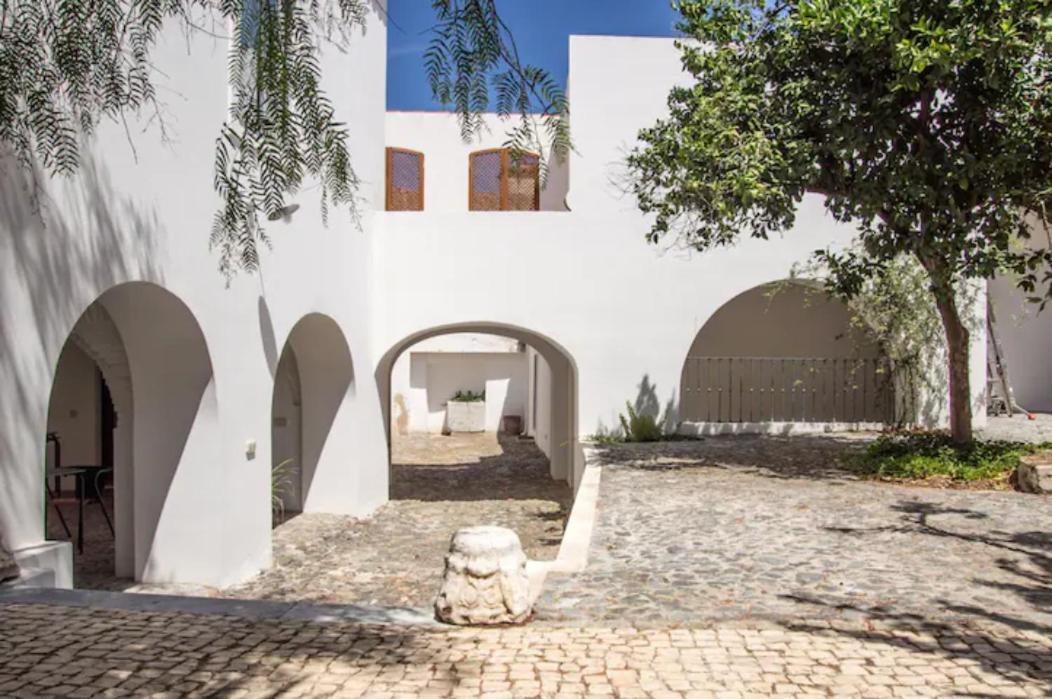 Casa Do Sembrano Bed & Breakfast Beja Exterior photo